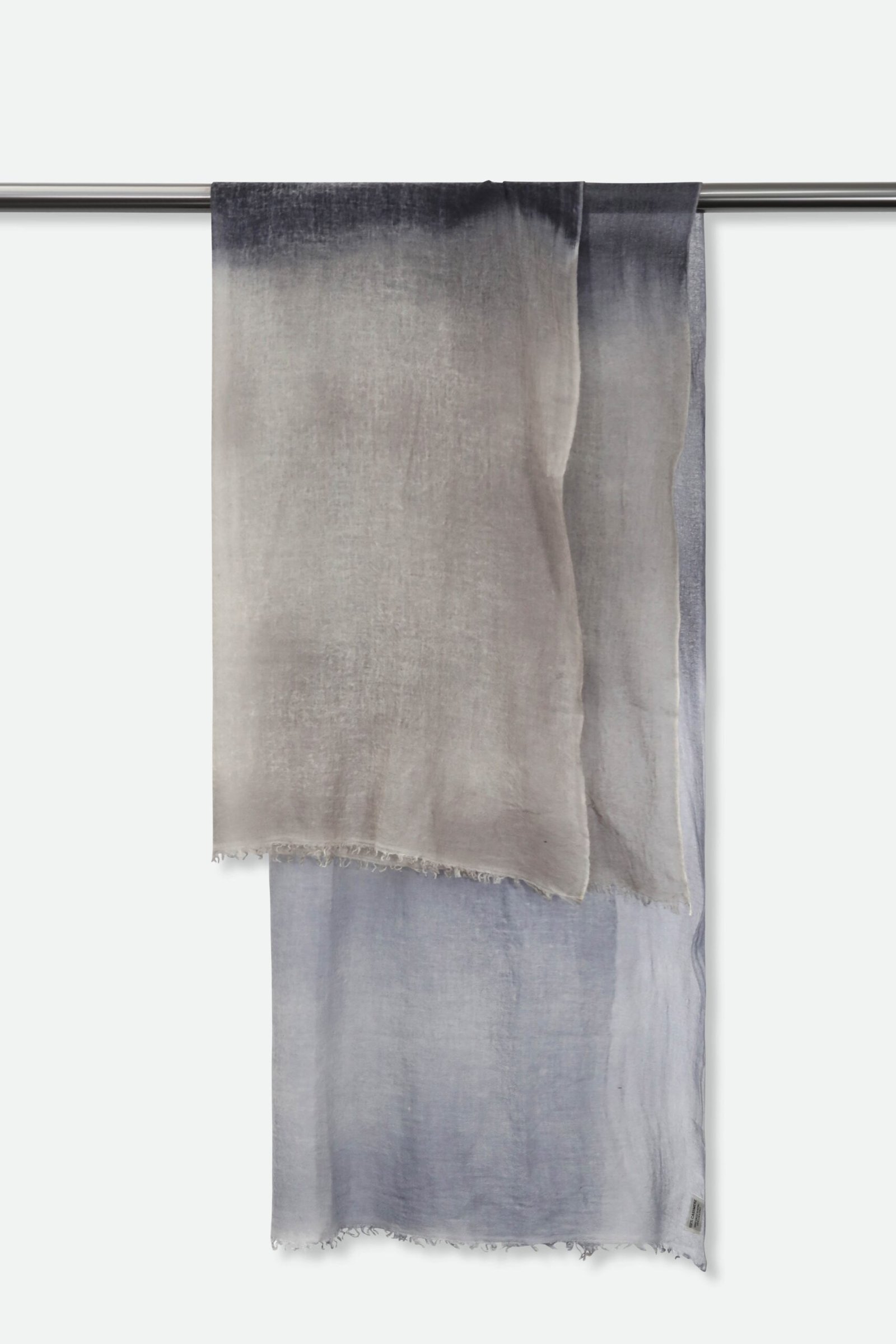 MIDGREY SCARF IN HAND DYED CASHMERE - Image 6